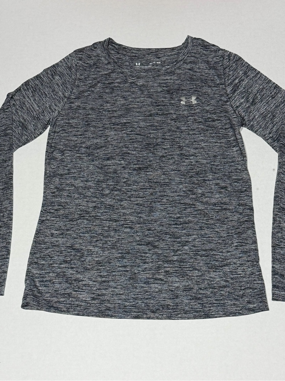 Under Armour Women's Gray Heather Long-Sleeve Performance Tee